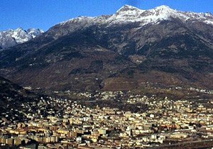 Panorama di Aosta con Becca di Viou